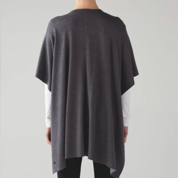Lululemon After Asana Wrap Gray Open Front Women's Sweater Sz OS - Picture 2 of 16